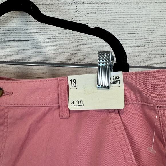 A New Approach Plus Size Pink Mid-Rise Midi Shorts Size 18 - Picture 3 of 8